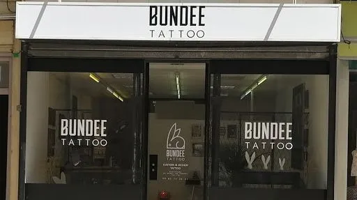 Bundee tattoo à Saint-Chamond