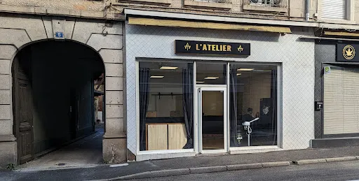 L'ATELIER (barber tattoo shop) à Saint-Chamond