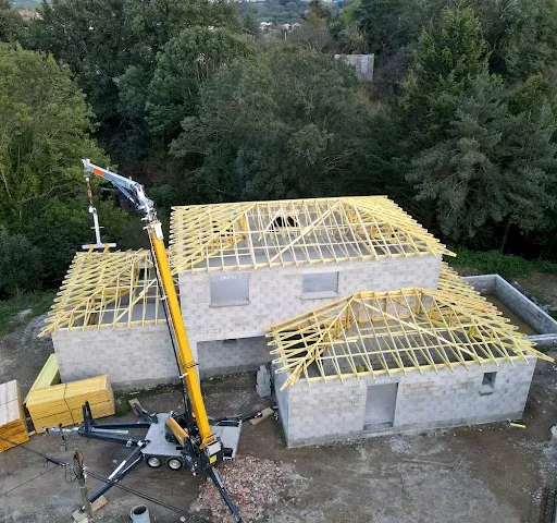 ZENLOFT EVOLUTION - Charpentier, couvreur, entretien toiture à Saint-Chamond